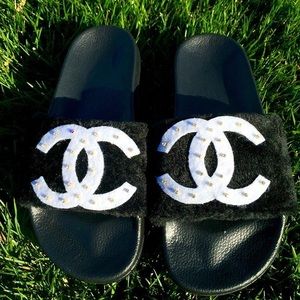 VDAY $ALE💓 “Nel” Fur Slides - Black